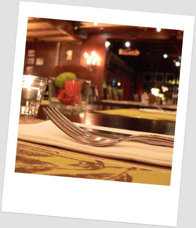 Hotel Cafe Restaurant "De Kroon" Виссенкерке Экстерьер фото