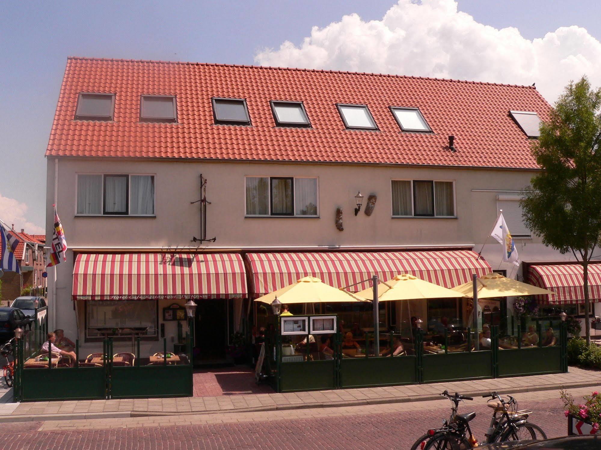 Hotel Cafe Restaurant "De Kroon" Виссенкерке Экстерьер фото